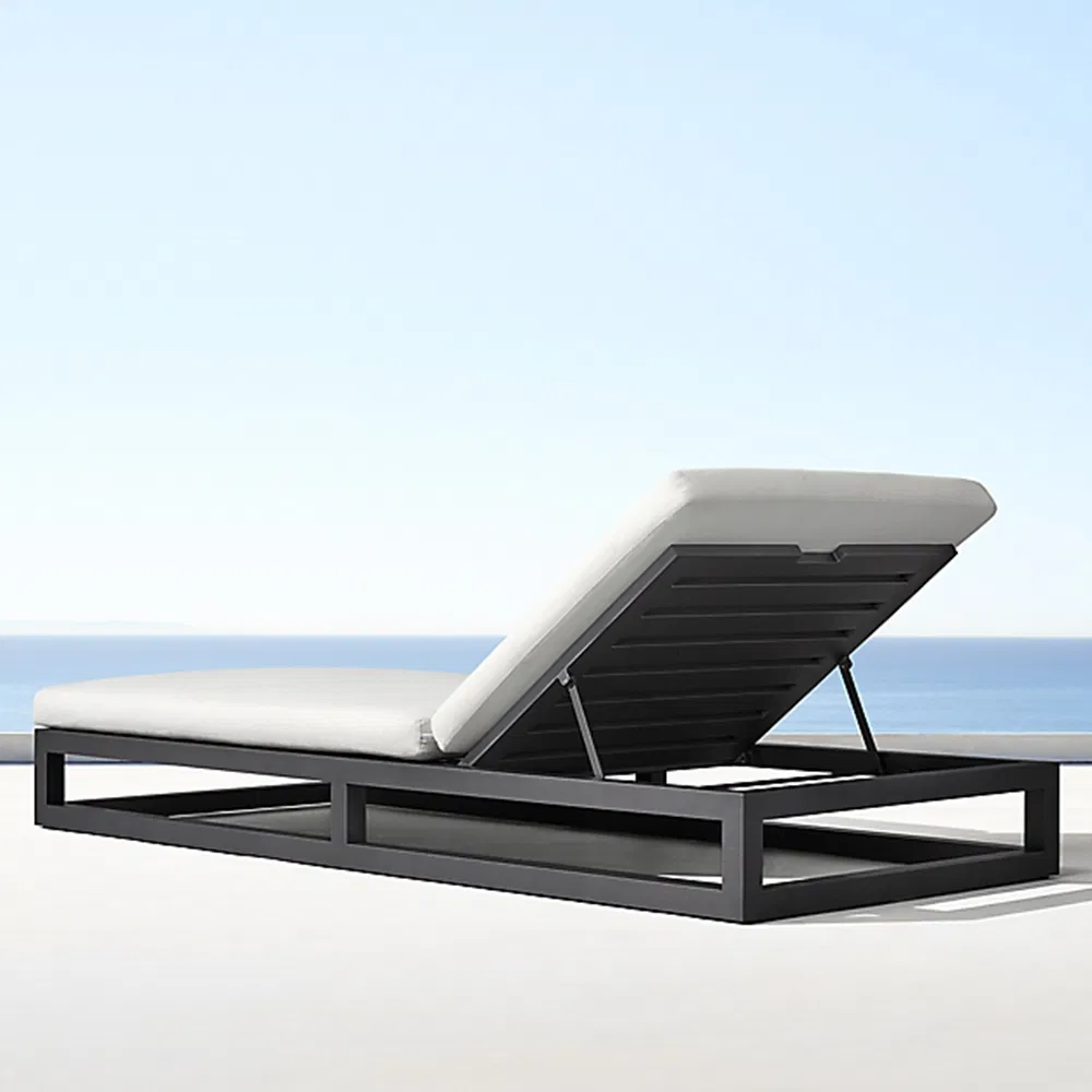 Luxury outdoor furniture black metal patio garden sets hotel poolside sunbed beach sun lounger patio aluminum chaise lounger