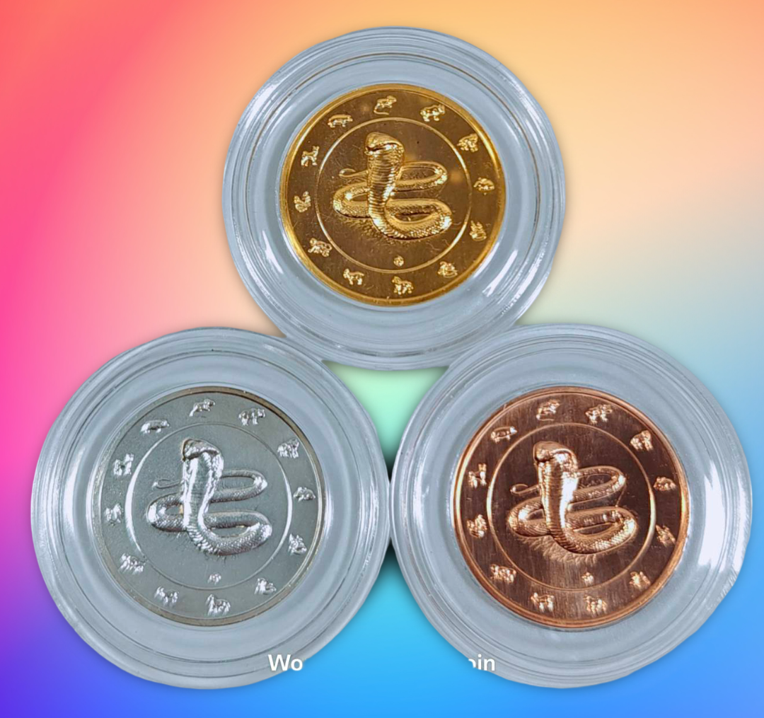 เหรียญปีปฏิทิน 2556 (ปีมะเส็ง) ชุบทอง - ชุบเงิน- ชุบทองแดง