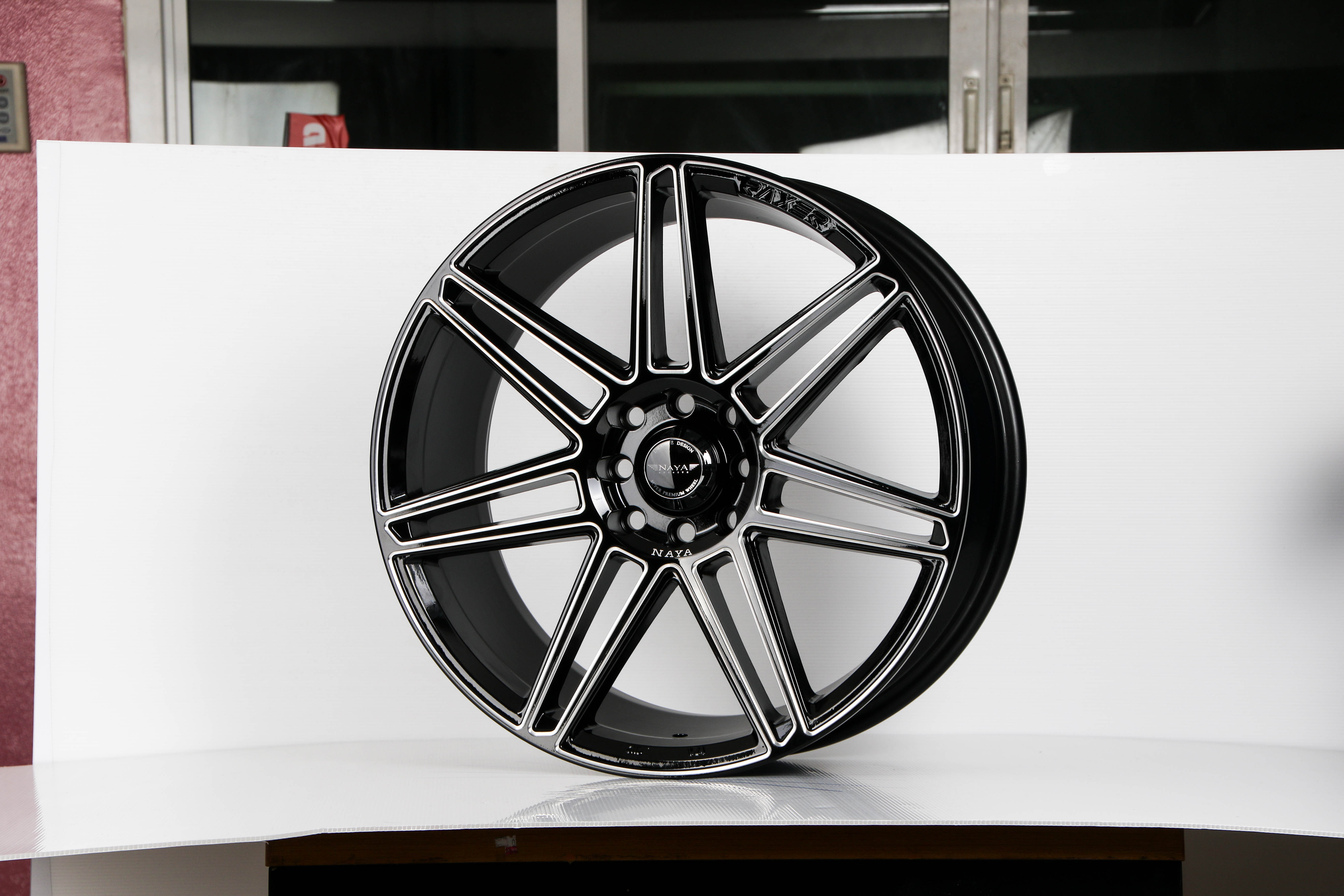 แม็กซ์ RAXER.7 (3766) 17X7.5 10X100/114.3 ET38 CB 73.1 BLK-W-XZ (สีดำ CNC ข้างก้าน+ตัวหนังสือ)