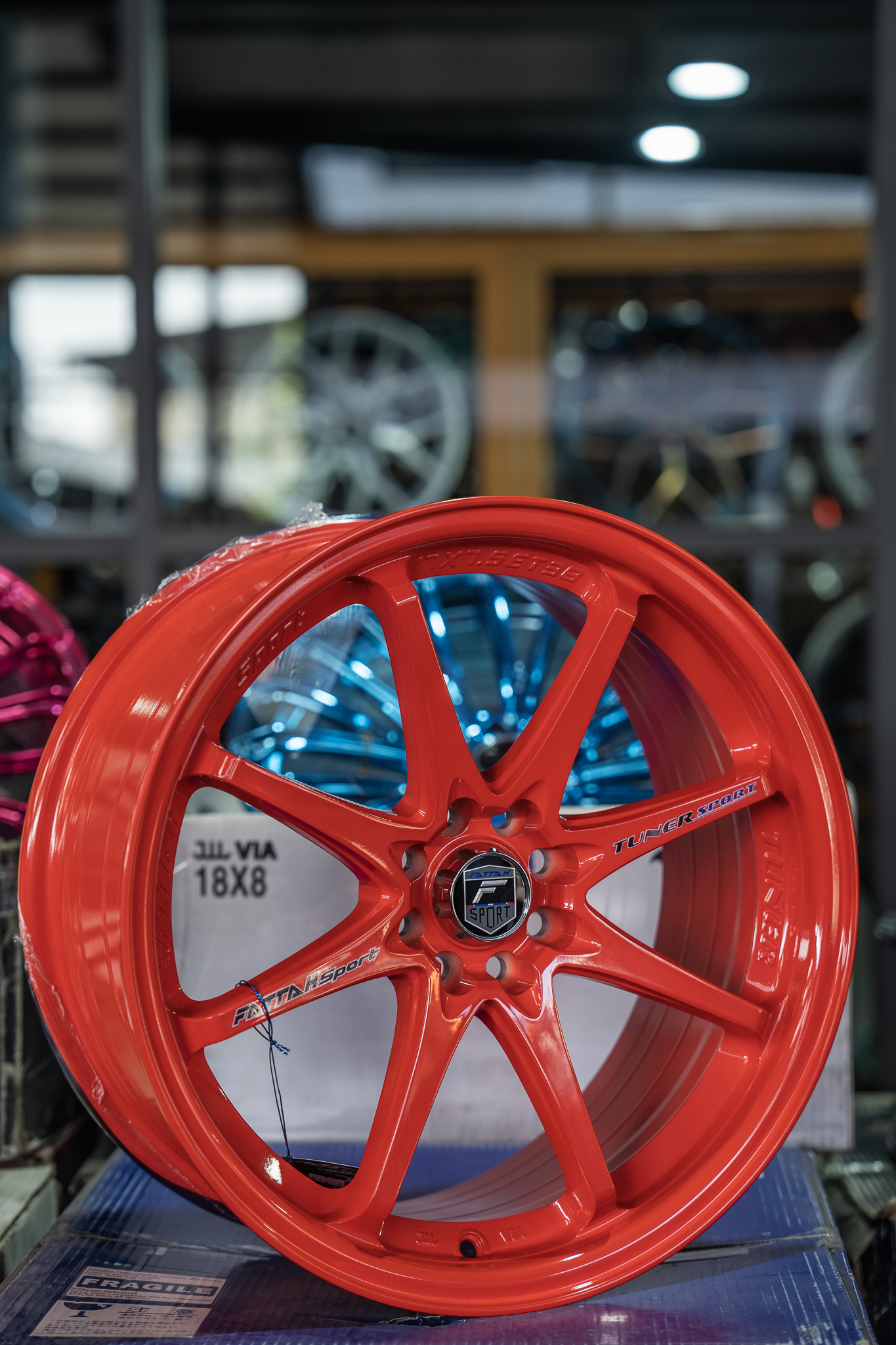 แม็กซ์ TUNER SPORT(9945) 15X7.0 8X100 ET40 CB.73.1 XR (สีแดงทั้งวง)