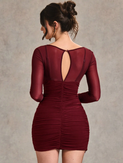 ชุดเดรสสั้นรัดรูป สุดเซ็กซี่ สีแดง เหมาะสำหรับปาร์ตี้และงานกลางคืน