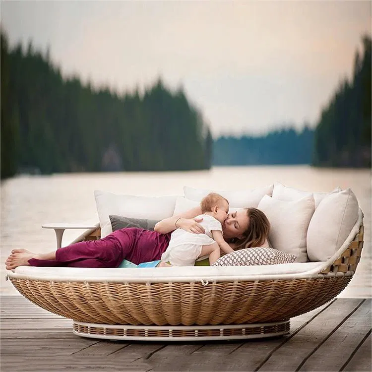 Sea Shell Daybed
