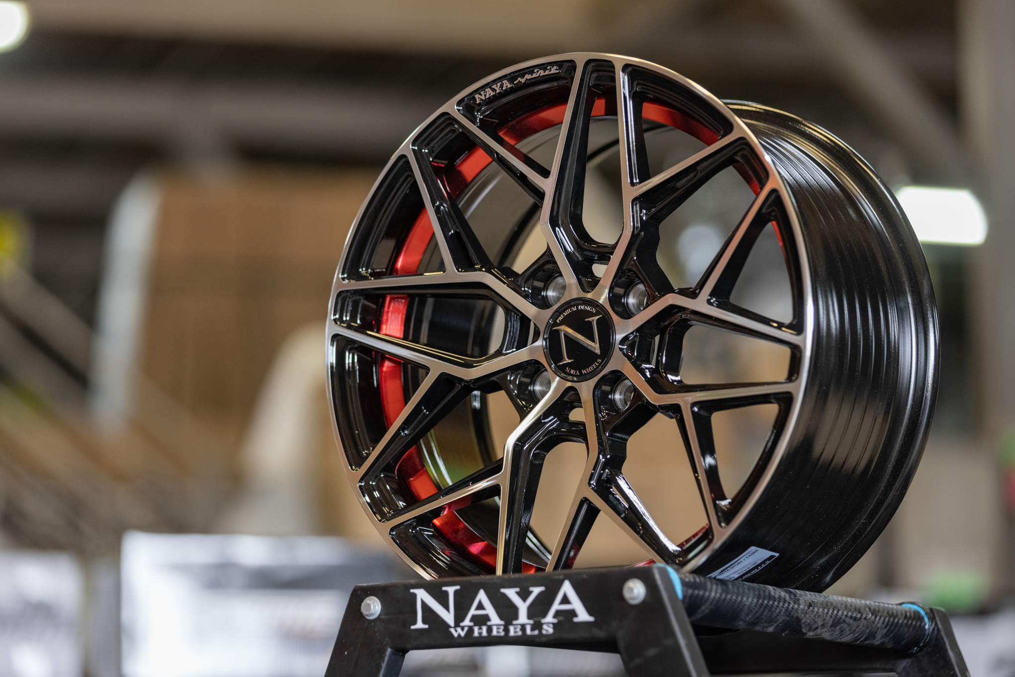 แม็กซ์ NAYA SPORT(YA069) 15X7.0 4X100 ET35 CB.67.1 (R)B-P-X (สีหน้าเงาร่องดำ+ท้องแดง+CNCตัวหนังสือ)