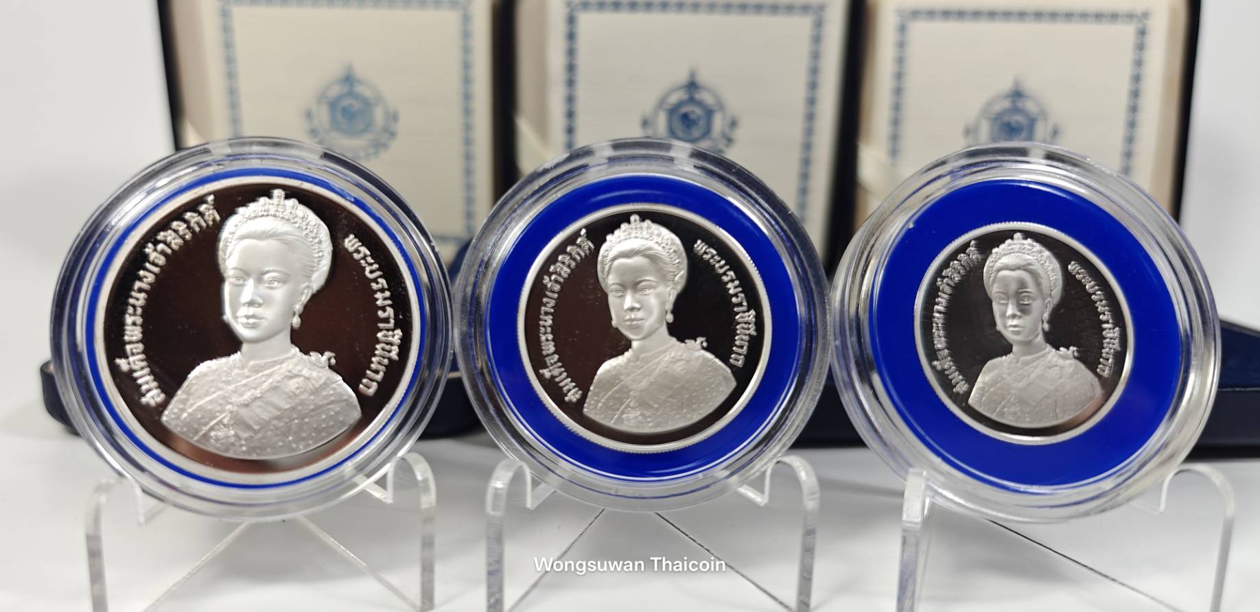 เหรียญ 150,300,600 บาท (ขัดเงา) ครบ 5 รอบ สมเด็จพระนางเจ้าสิริกิติ์ พระบรมราชชนนีพันปีหลวง