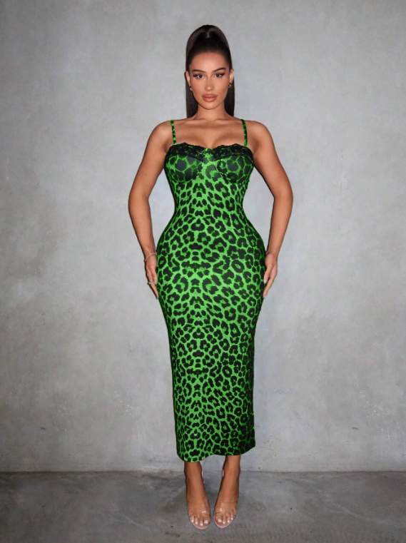 เดรสลายเสือเขียวแซ่บ สายเดี่ยวเข้ารูป ผ่าข้างเซ็กซี่