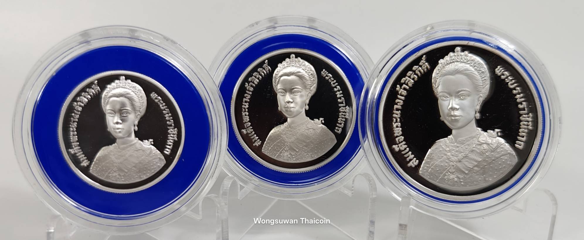 เหรียญ 150,300,600 บาท (ขัดเงา) ครบ 5 รอบ สมเด็จพระนางเจ้าสิริกิติ์ พระบรมราชชนนีพันปีหลวง