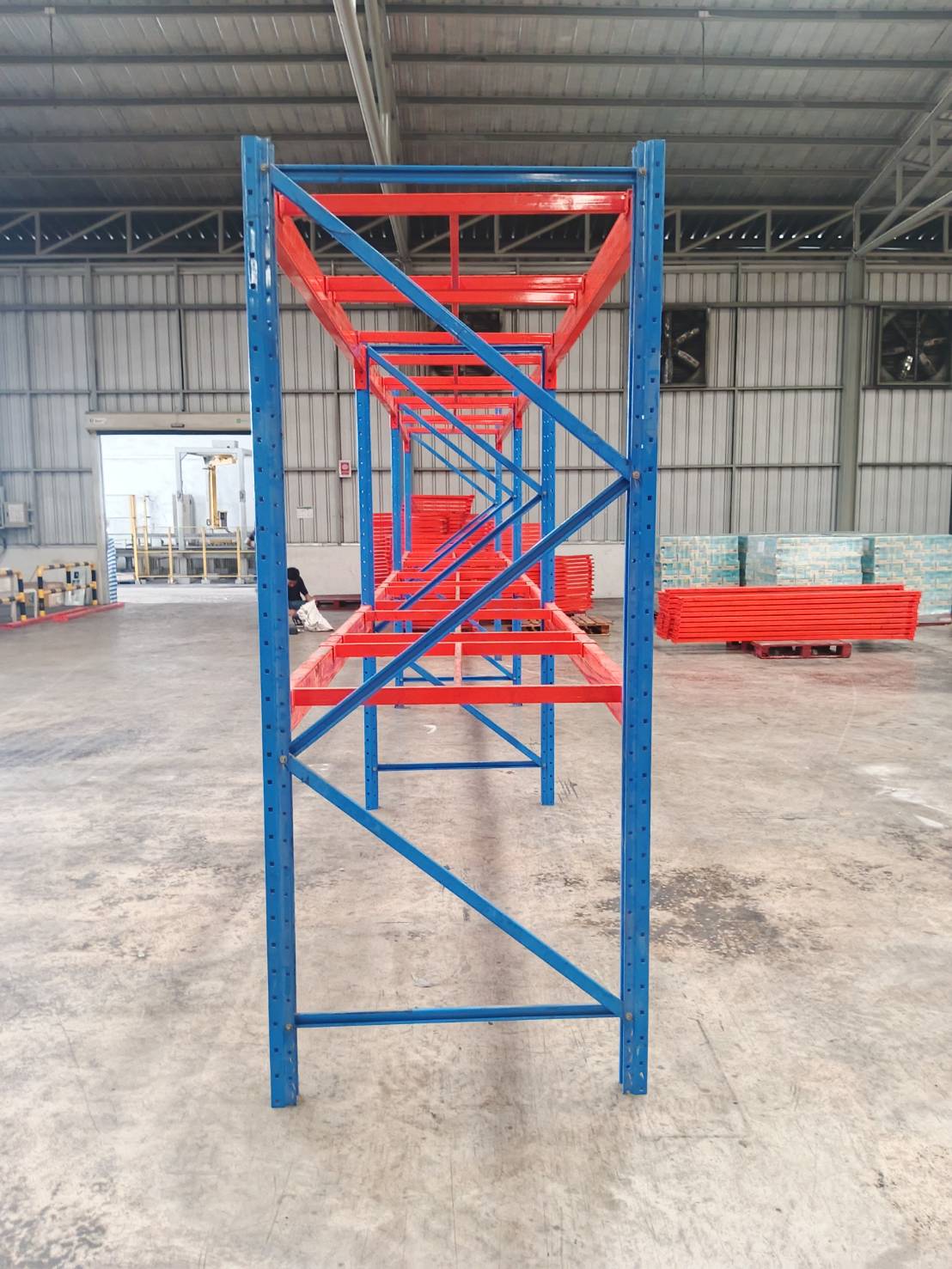 Rack มือสอง สูง2.5 m สภาพใหม่ / ลึกD105cm / กว้างW270cm / สูงH250cm