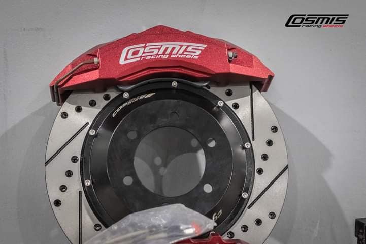 คาลิปเปอร์เบรค COSMIS YA-690-436 6POT [JUMBO] สีแดง
