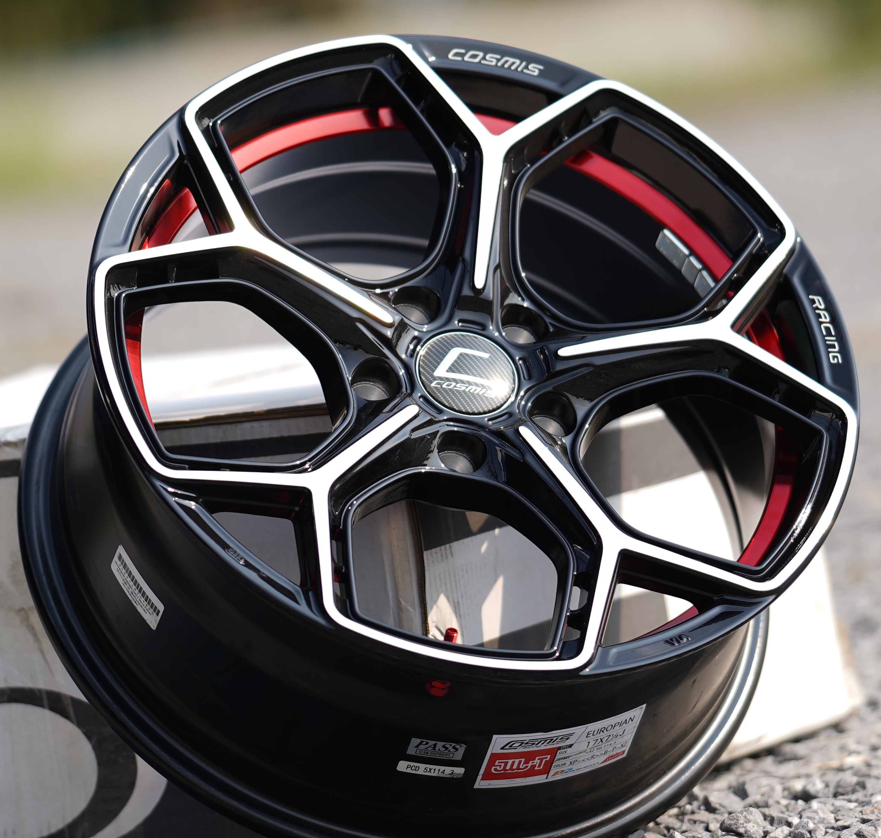 ล้อแม็กซ์ COSMIS EUROPIAN (3368) 17X7.5 5X113 ET42 CB.73.1 ((R))B-P-XZ (สีหน้าเงาร่องดำท้องแดงกลึงตัวหนังสือ)