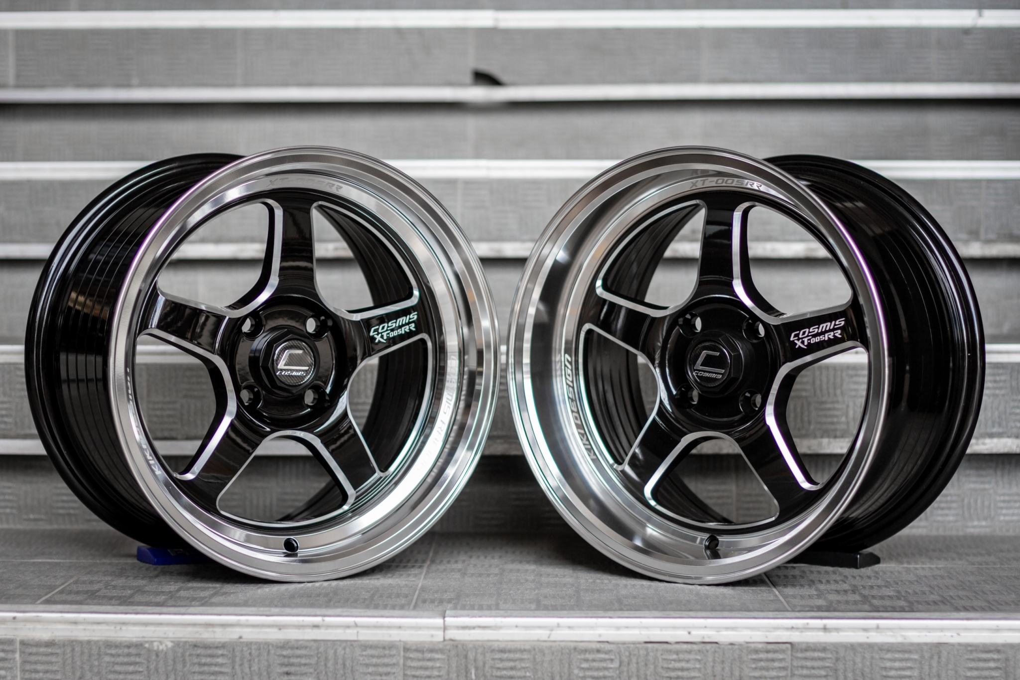 แม็กซ์ XT-005RR(YA031) 15X6.5 4X100 ET30 CB.73.1 B32-W+PLATE (สีดำ+มิลลิ่งข้างก้าน+ขอบเงา+เพลท)
