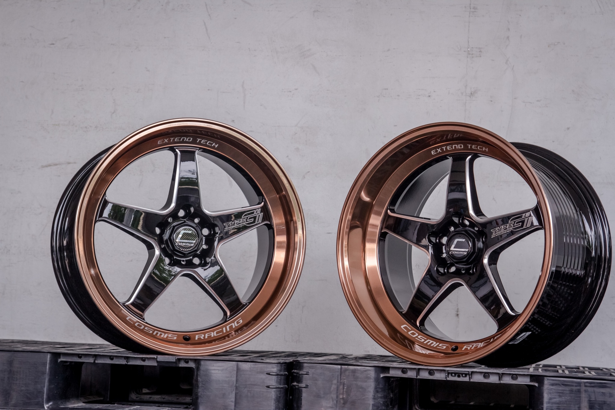 แม็กซ์ TYPE-G 18X10.5 5X114.3 ET18 CB.73.1 BZ15XMI/MLBK (สีดำ+มิลลิ่งข้างก้าน+มิลลิ่งตัวหนังสือ+ขอบCopper)