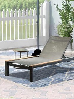 Wooden high quality beach chair garden hotel poolside sun lounger aluminum mesh outdoor sun chaise lounge hotel furniture