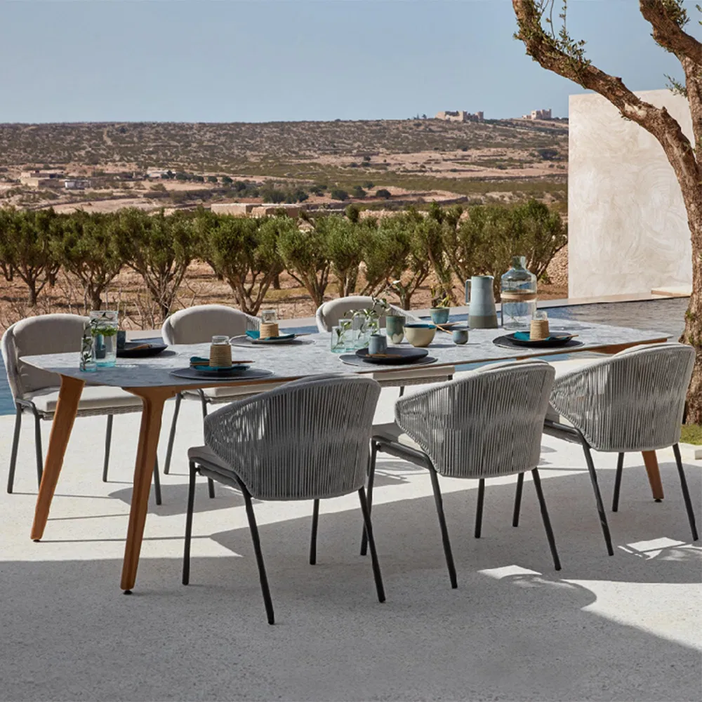 EMINENCE Dining Set