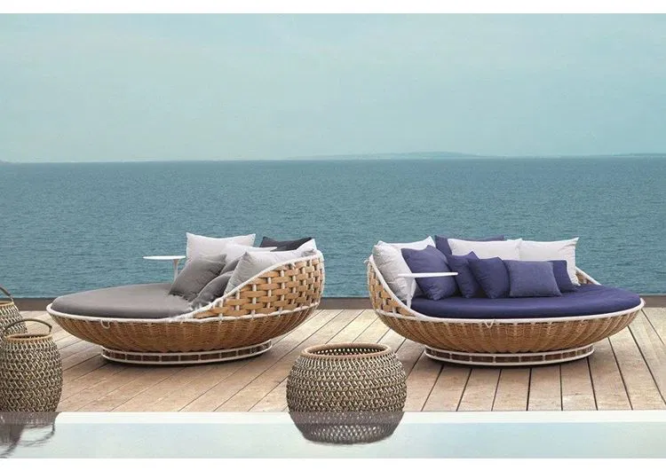 Sea Shell Daybed
