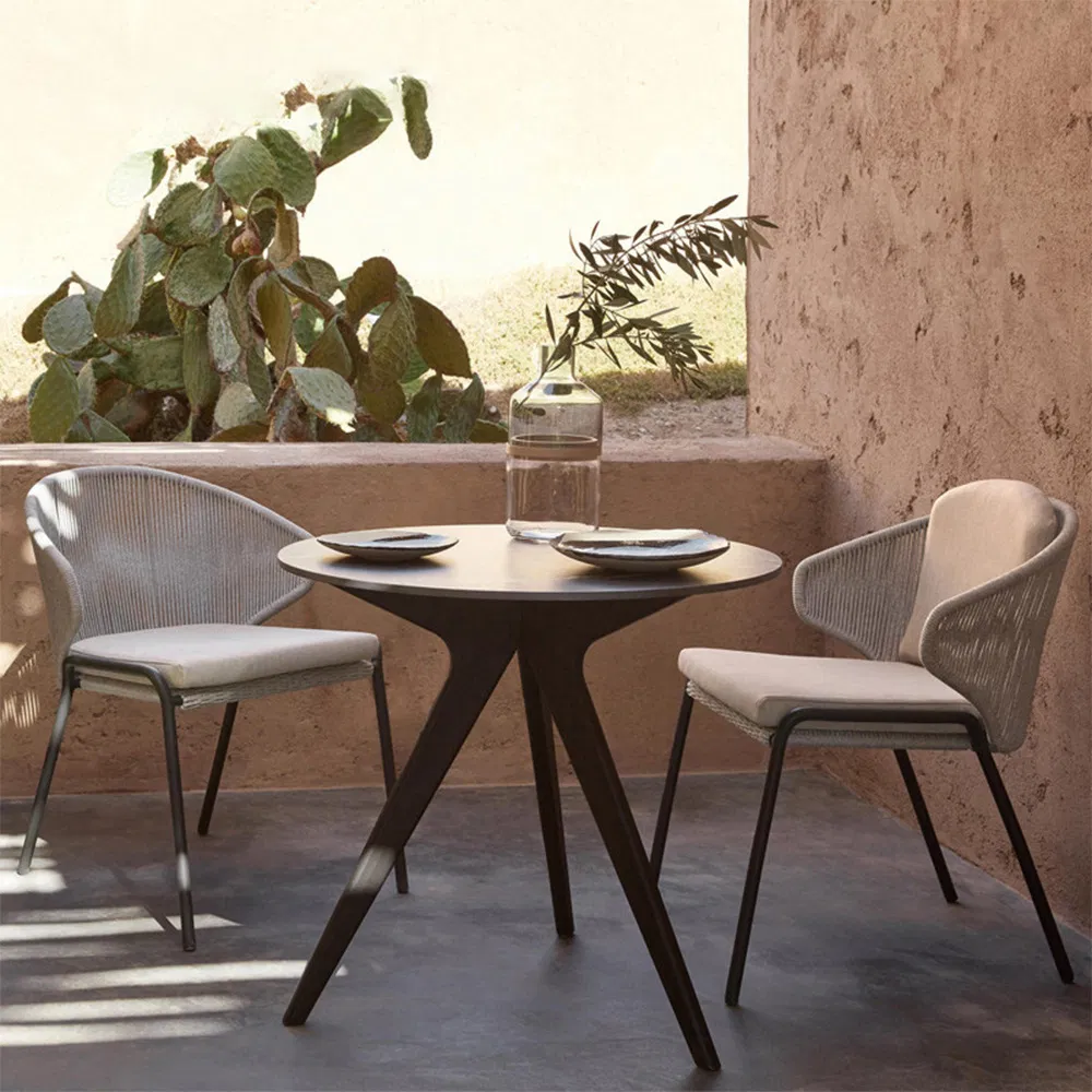 EMINENCE Dining Set