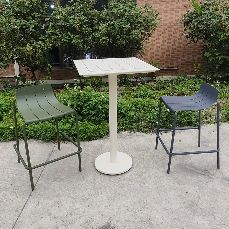Italy Design Customizable Aluminum Outdoor Furniture Full Color Garden Patio Cafe Dining Tables Chairs for Kitchen Park Cafe Use